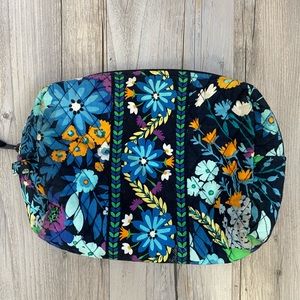 Vera Bradley large cosmetic bag